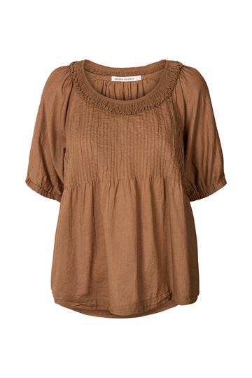 Rabens Saloner Fanny Chestnut